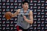 bsports体育-恭喜姚明NBA开拓者官宣崔永熙留队或迎突破球迷叫好