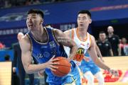 bsports体育-北京理工球员状态神勇，球队整体表现出色